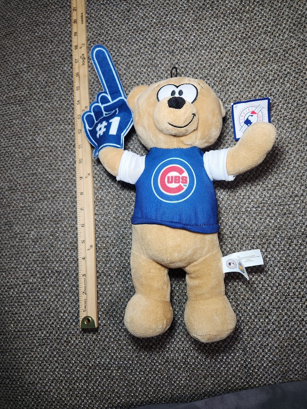 official Chicago Cubs MLB 9-inch plush bear holding a blue #1 foam finger